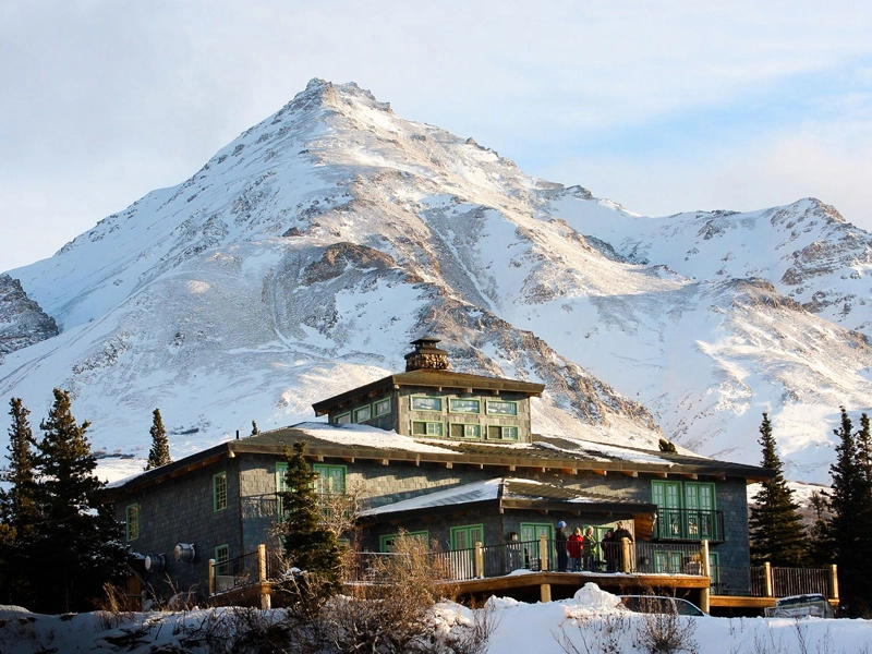 Alaska Aurora Train with Lodge at Black Rapids