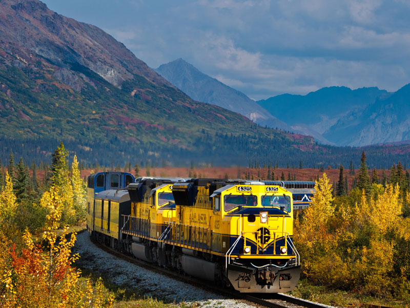 Alaska Trains Glaciers & Denali | Alaska Railroad
