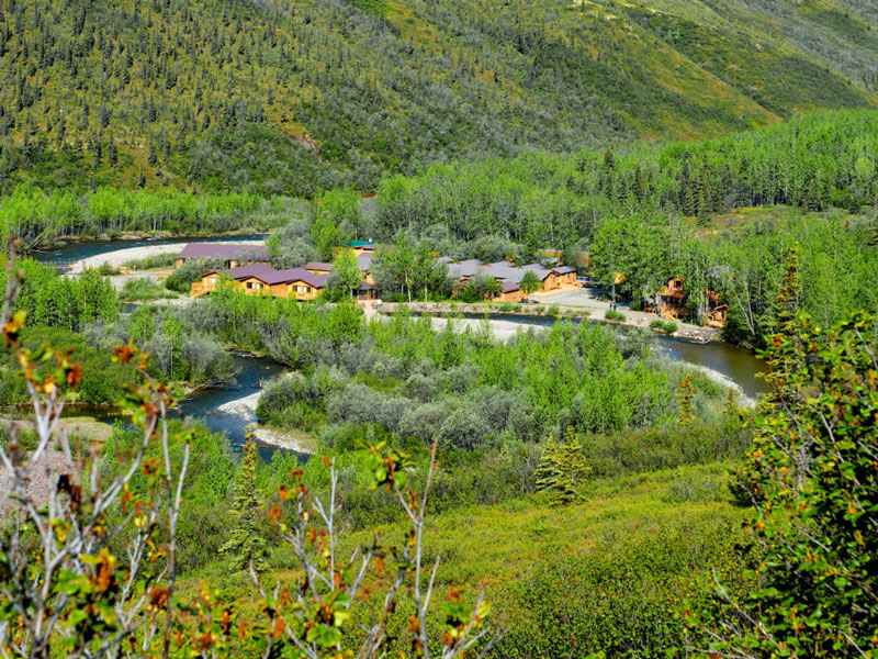 Alaska Rail Vacations |Denali Backcountry Lodge Explorer