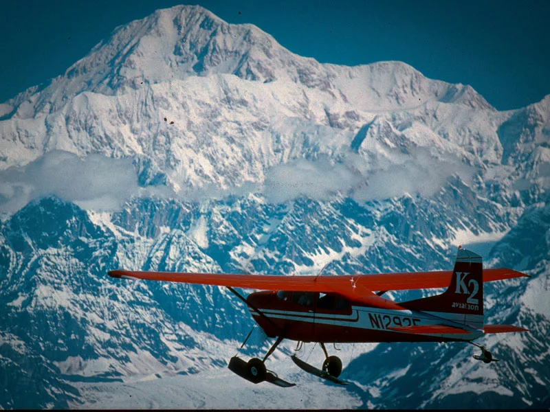 Alaska Train Vacations | Denali Backcountry Tour with Scenic Flight